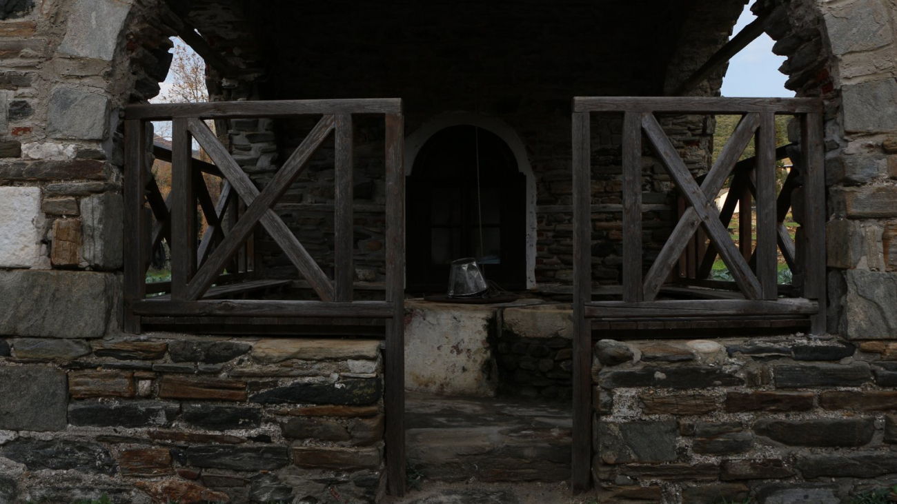 The well where the icon was abandoned for 80 years.