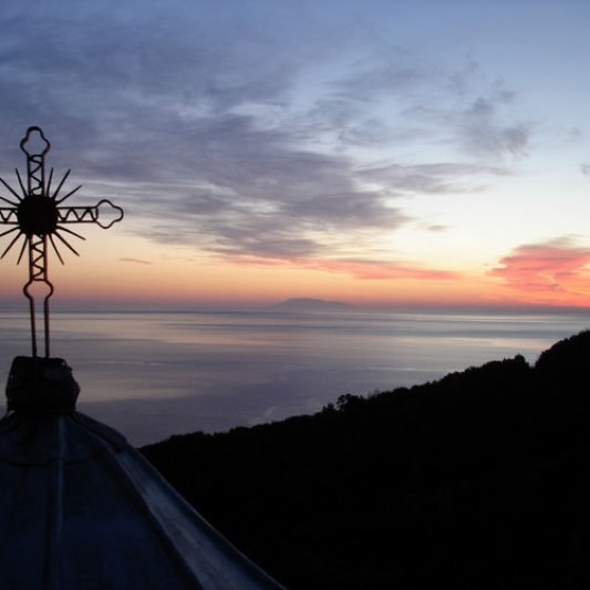 The cross at the dome.