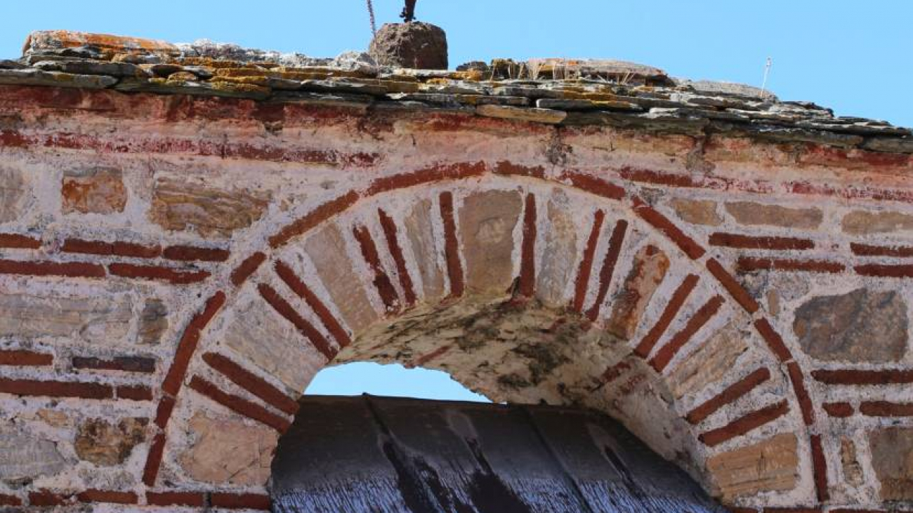 The cross stood proudly during the period of Ottoman rule, waiting for the brotherhood to return and to sound the bells...